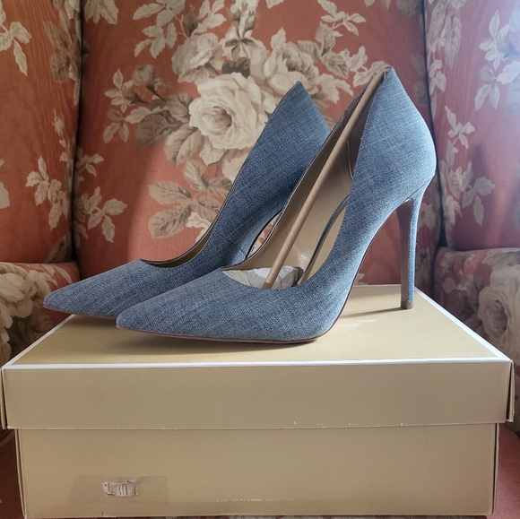 Michael Kors Denim Blue Heels Pumps NWT 10 - Picture 2 of 8
